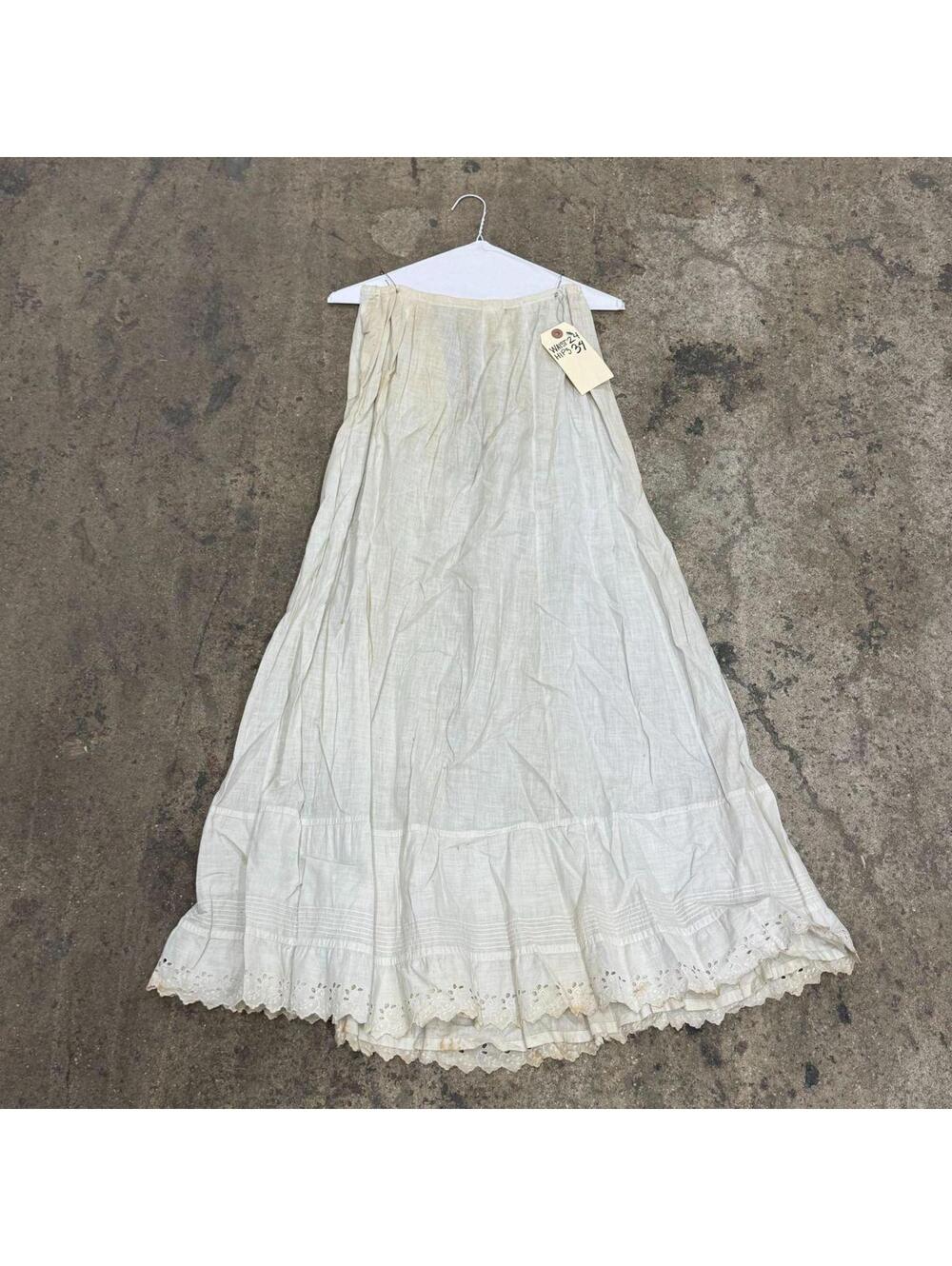 Cotton White Lace Victorian Style Maxi Skirt 50s does 1800s Western Film Costume